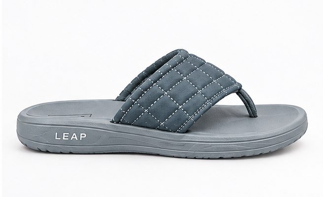 Grey quilted thong slippers for men - photo 3